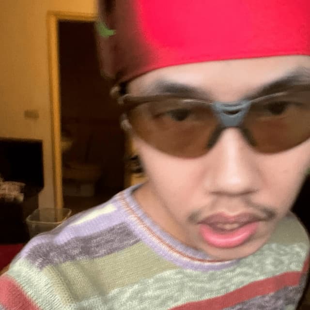 Pochette — 更多 — SMY