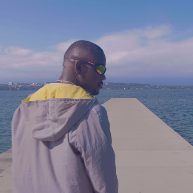 Cover artwork — J'lâche pas maman — Moubarak